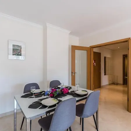 Marina Close To & Apartamento